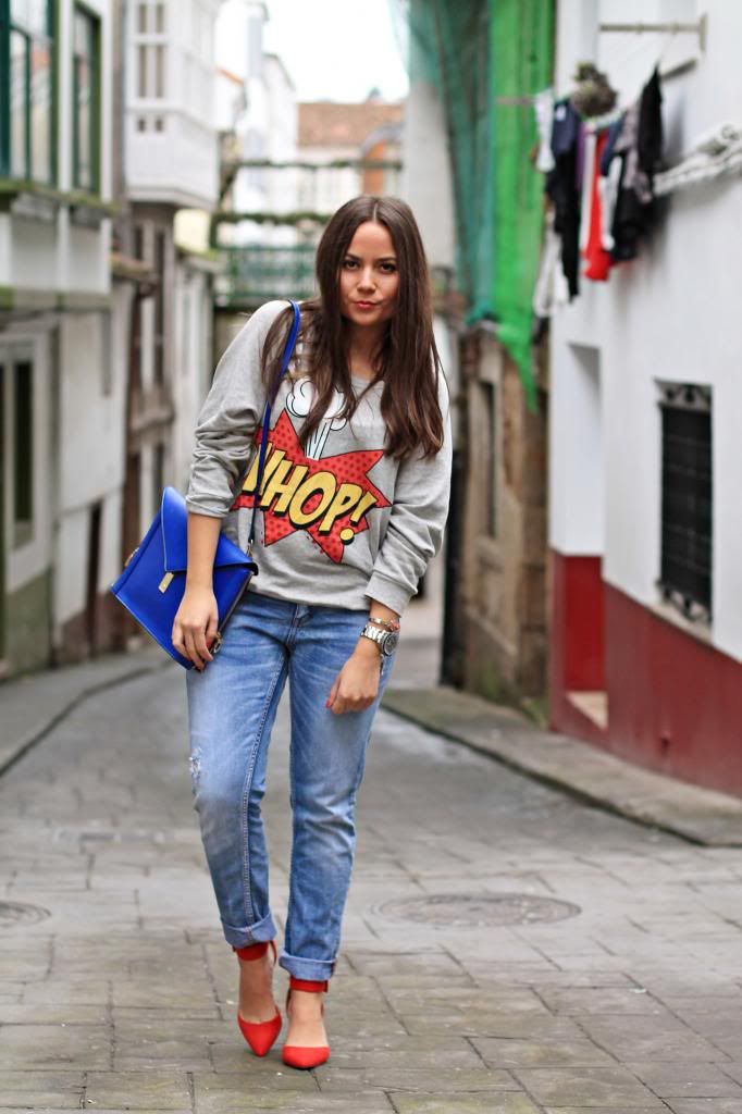 photo sudaderacomicsweatzararedheelszapatosrojosboyfriendbluebagbolsoazulboyfriendjeansmondaytofriday2_zps82879c7a.jpg