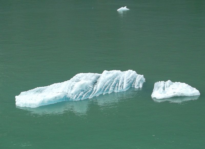 icebergs_zps39f2a014.jpg