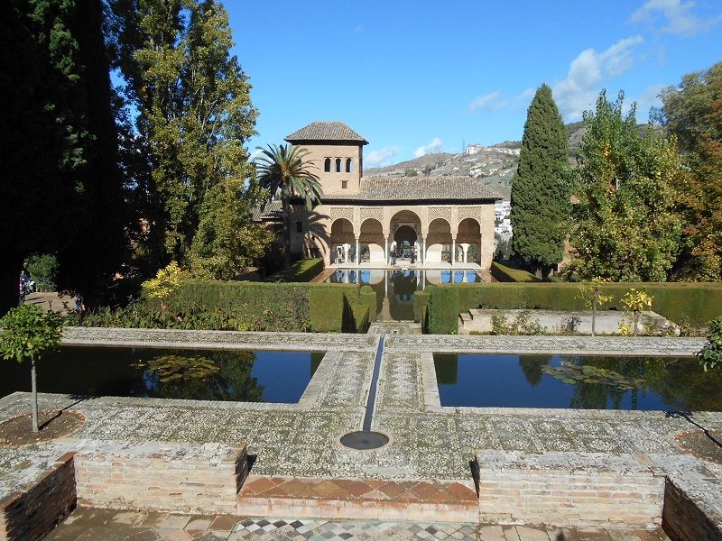 Alhambra%20El%20Partal_zpsbekbqr4r.jpg