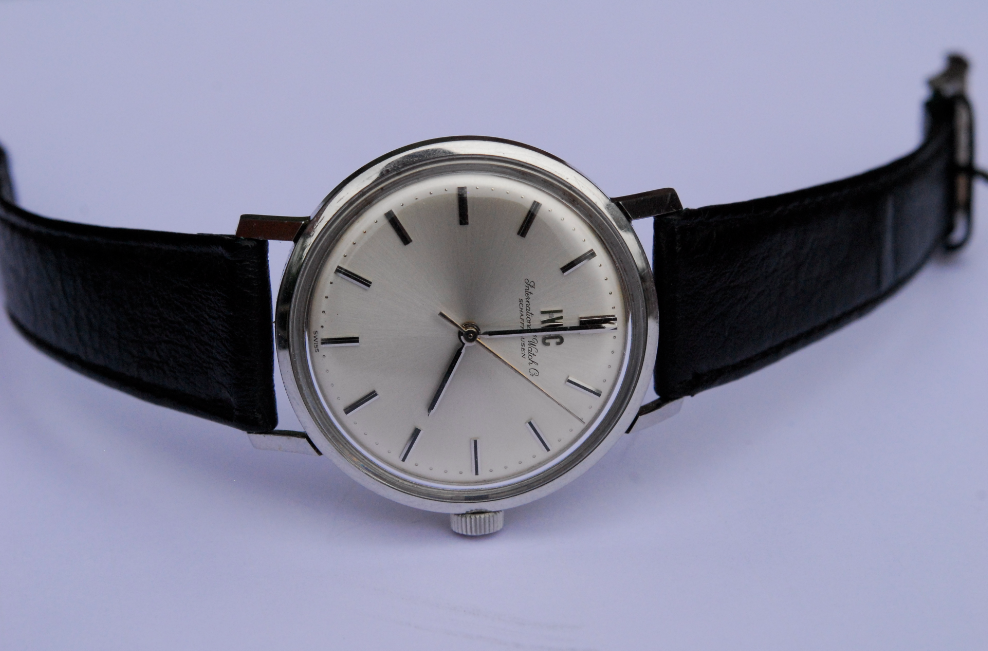 iwc schaffhausen cena