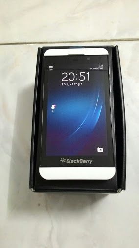 Blackberry Z10 Chính hãng New 99% - 3,6tr - 1