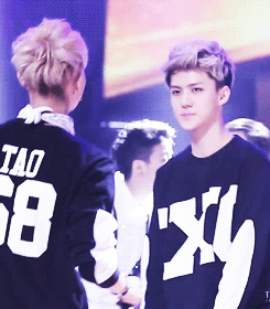  photo tumblr_mznc9gDHiw1qe7lq8o1_250_zps43d033a3.gif