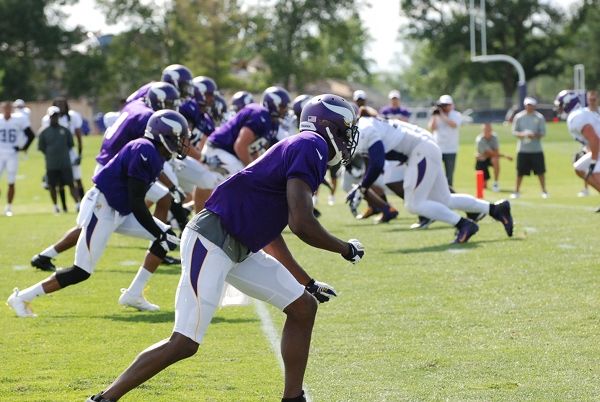 Minnesota Vikings players line up