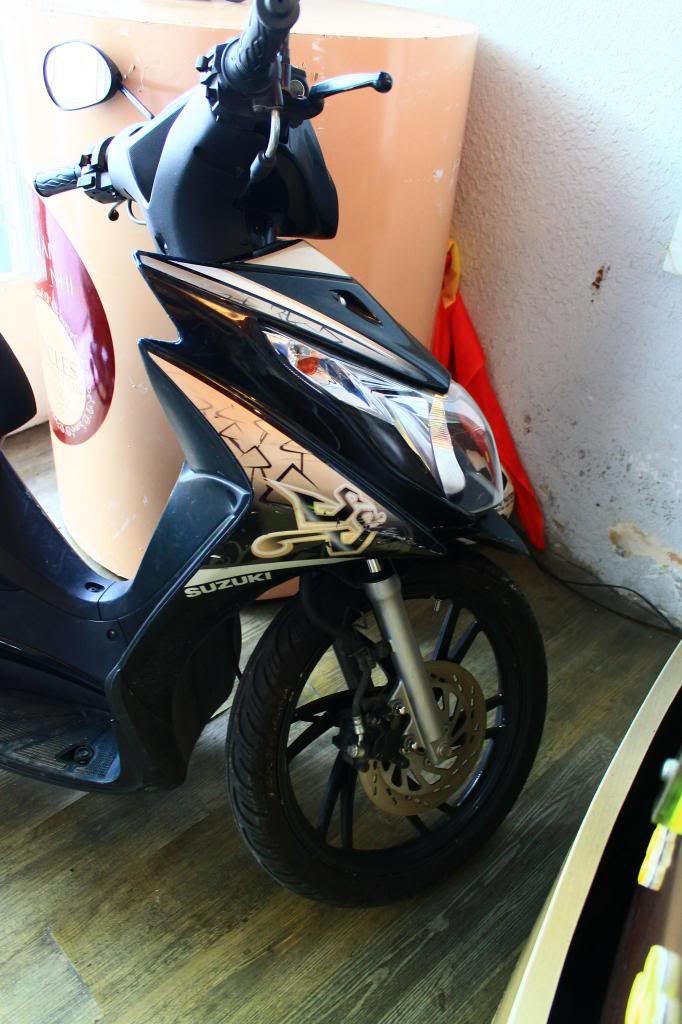 Hayate SS màu đen nâu