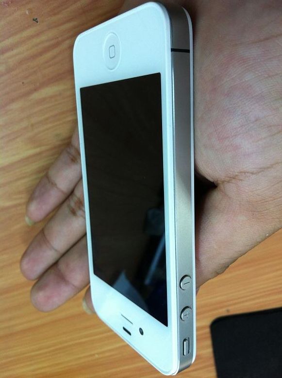 Bán gấp Iphone 4 16gb - 32gb White, Iphone 4 Quốc Tế Zin All đẹp 99%, iphone 4 6.1.3 - 1