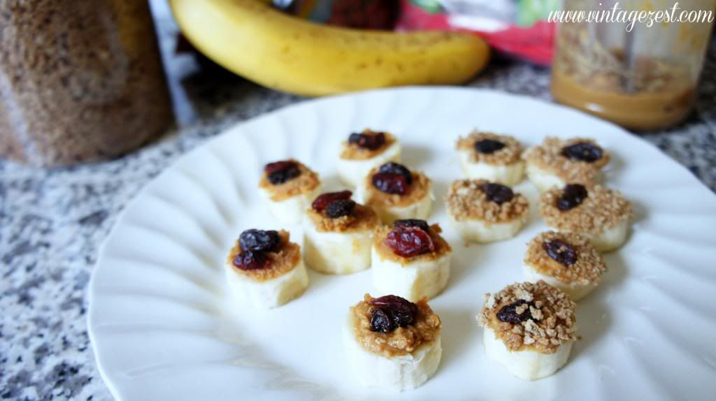 Simple Peanut Butter Banana Bites: 2 ways on Diane's Vintage Zest!