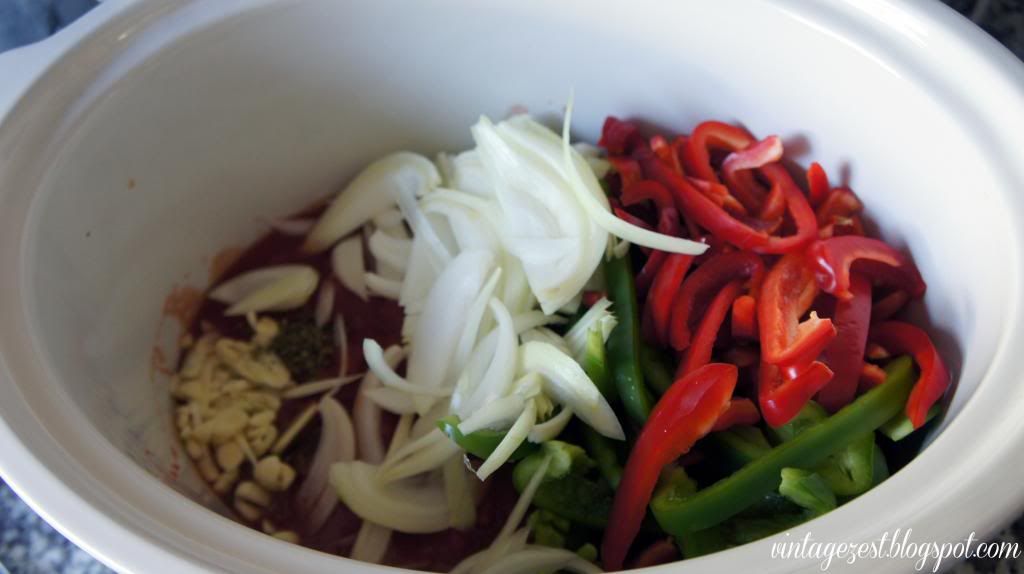 Slow Cooker Ropa Vieja on Diane's Vintage Zest!  #recipe #cuban #beef #slowcooker