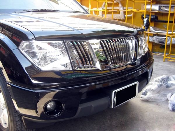 2008 Nissan frontier front grill #6