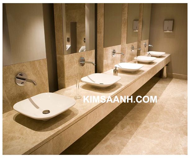 /></a><br /><br />Phòng ngủ, nếu có điều kiện, có thể sử dụng nguyên liệu gỗ sàn, thảm. Với đá thì nên dùng khổ lớn hơn 30 cm, hạn chế trang trí, điểm xuyết vì quá nhiều vật dụng trong phòng sẽ làm rối.<br /><br /><br /><a rel=