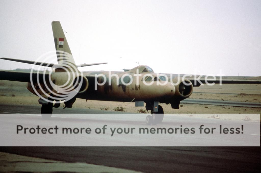 توجية ضربة جوية لاسرائيل  Egyptian_Il-28_Beagle