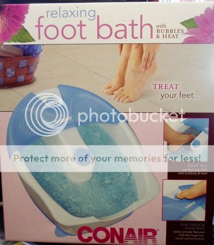New Conair Foot Bath with Bubbles and Heat White