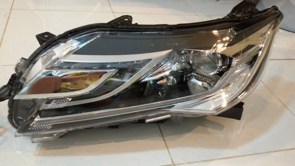 FRONT LED BAR PROJECTOR HEAD LIGHT LAMP MITSUBISHI PAJERO SPORT SUV